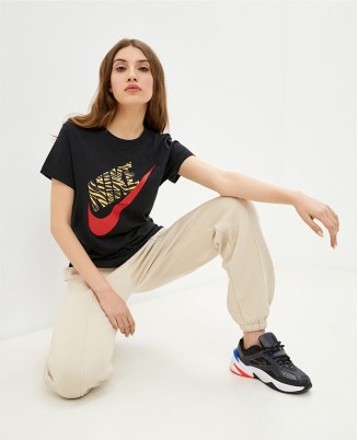 White puma shoes for women