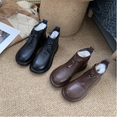Women's warm wool-lined soft-soled ankle boots