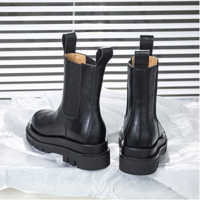 Women's platform Chelsea boots