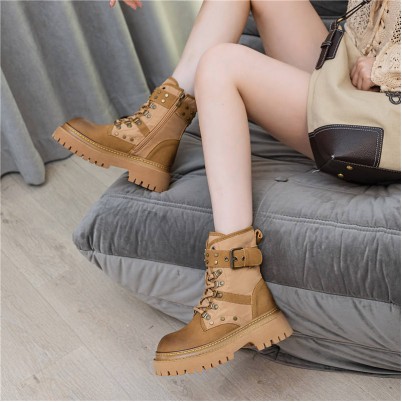 Exquisite waterproof leather Martin boots