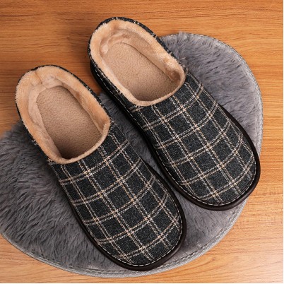 Memory foam indoor closed-toe slippers