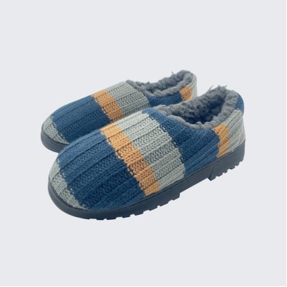 Knitted warm indoor slippers