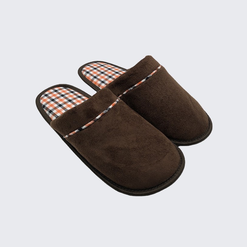 Camel-colored striped home slippers