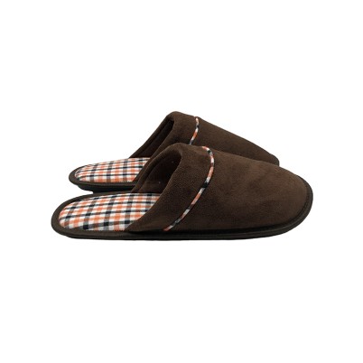 Camel-colored striped home slippers