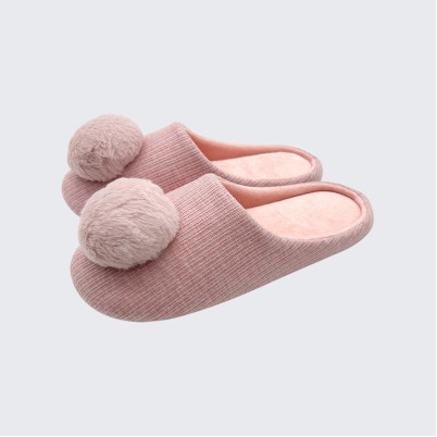 Pom-pom closed-toe indoor ballet slippers