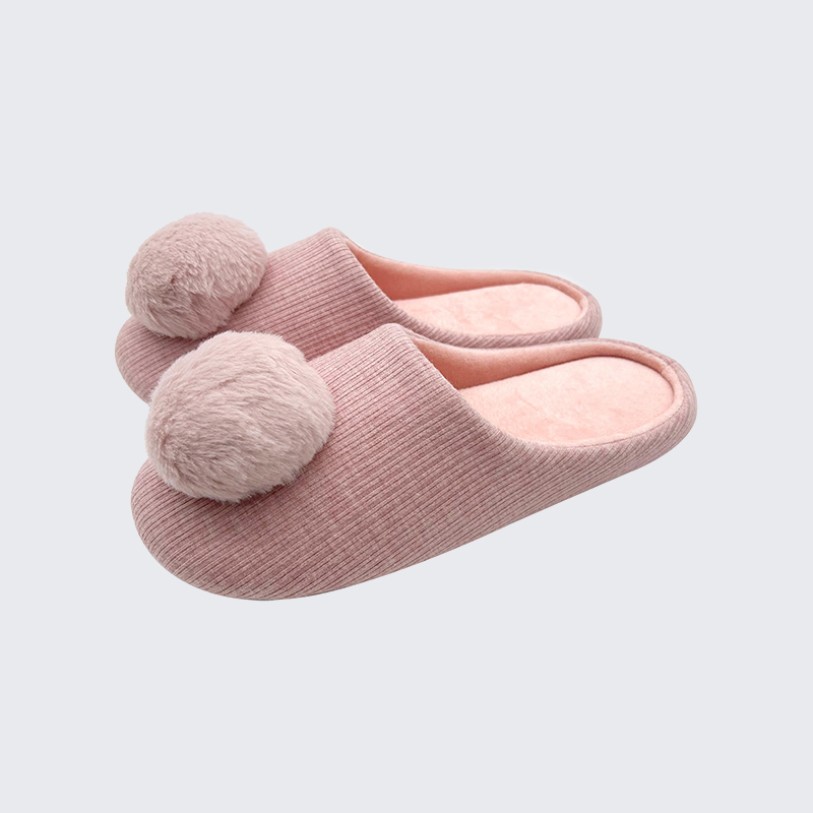 Pom-pom closed-toe indoor ballet slippers