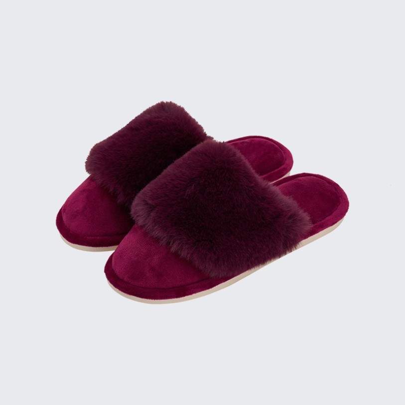 Luxurious fluffy open-toe slippers