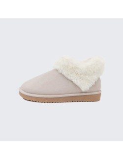 Stylish and warm women's winter snow boots